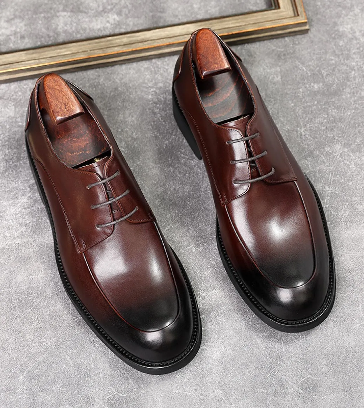 2022 Scarpe eleganti da uomo di lusso Autunno Nuovo stile Scarpe da sposa da lavoro in vera pelle di qualità fatta a mano con pu