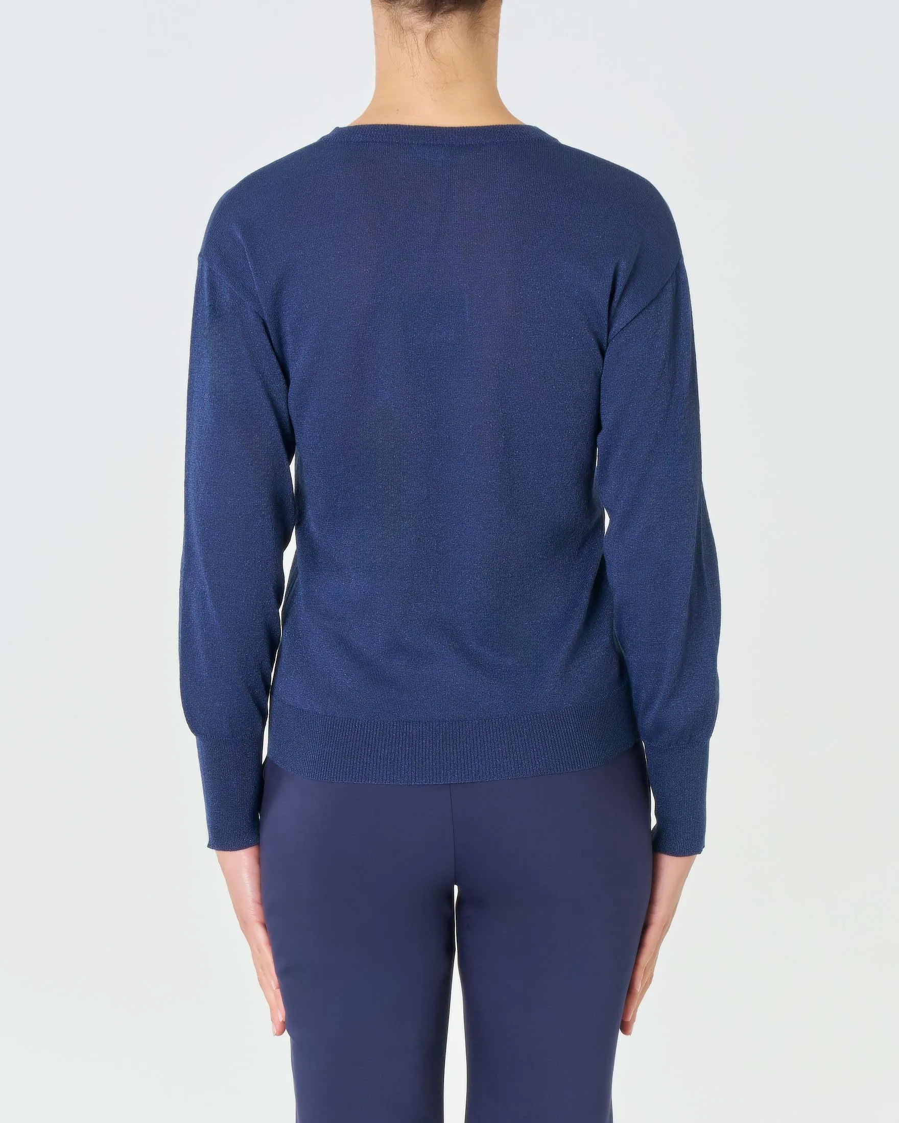 Maglia blu girocollo in misto viscosa con inserti in lurex
