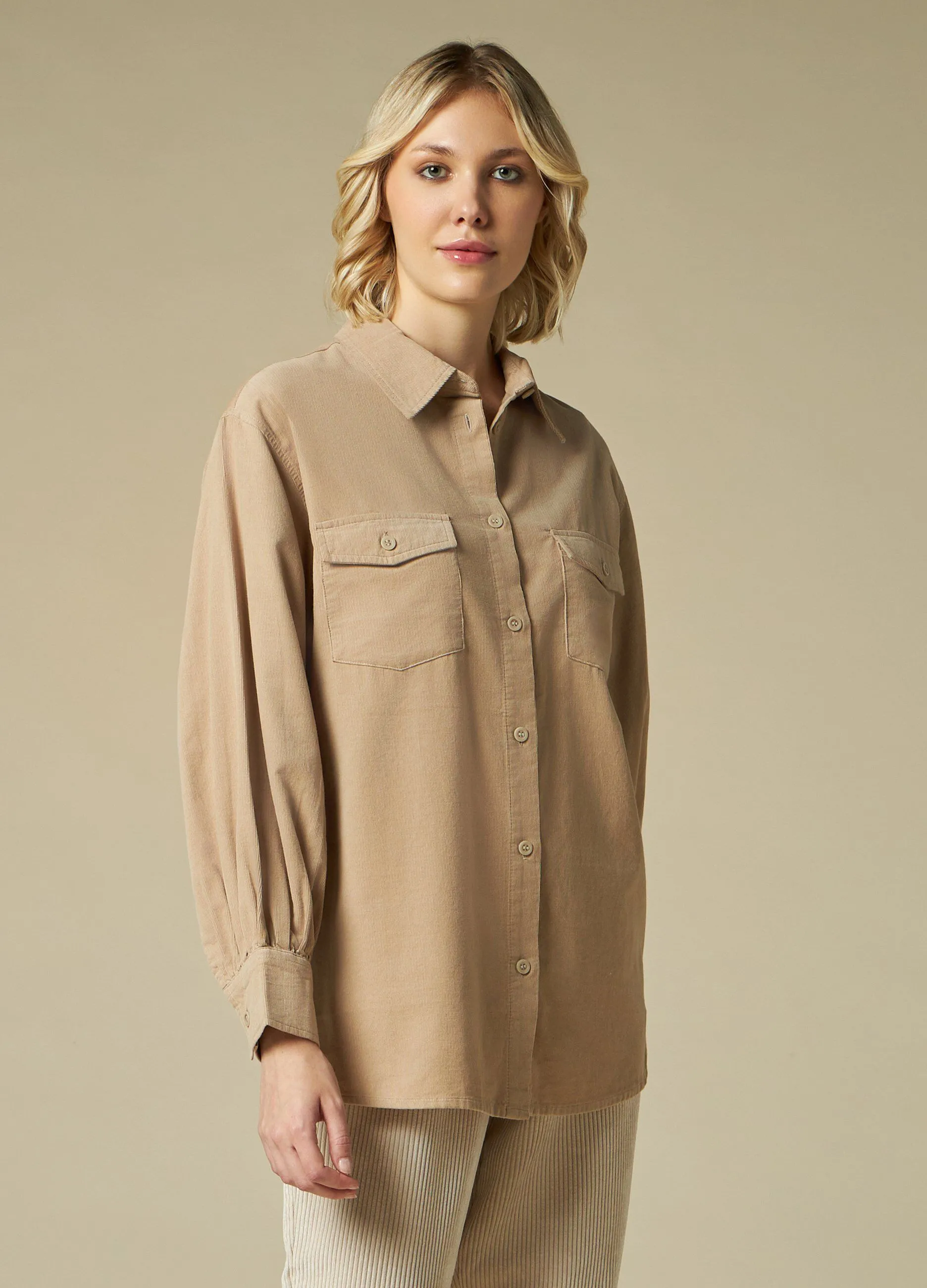 NICE & CHIC  Camicia in puro cotone con tasche donna