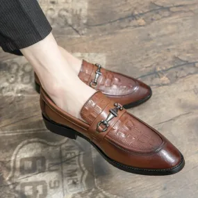 Nuovi mocassini neri Scarpe da uomo Punta tonda Slip On Scarpe eleganti da uomo marroni Scarpe formali da lavoro traspiranti Sca