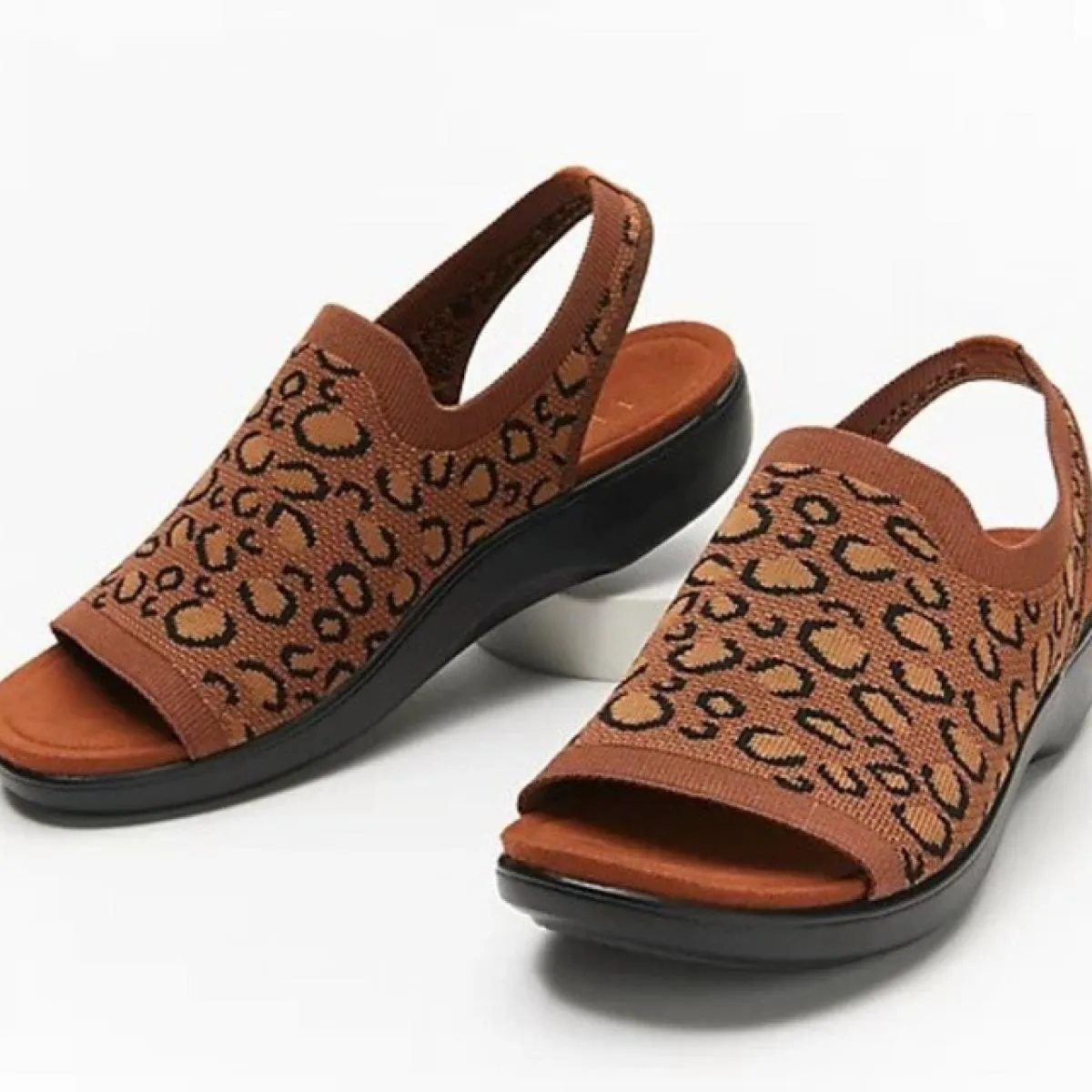 Sandali da donna Estate Mesh Casual Zeppe da donna Scarpe Tinta unita Piattaforma cava Punta aperta Slipon Sandali femminili leg