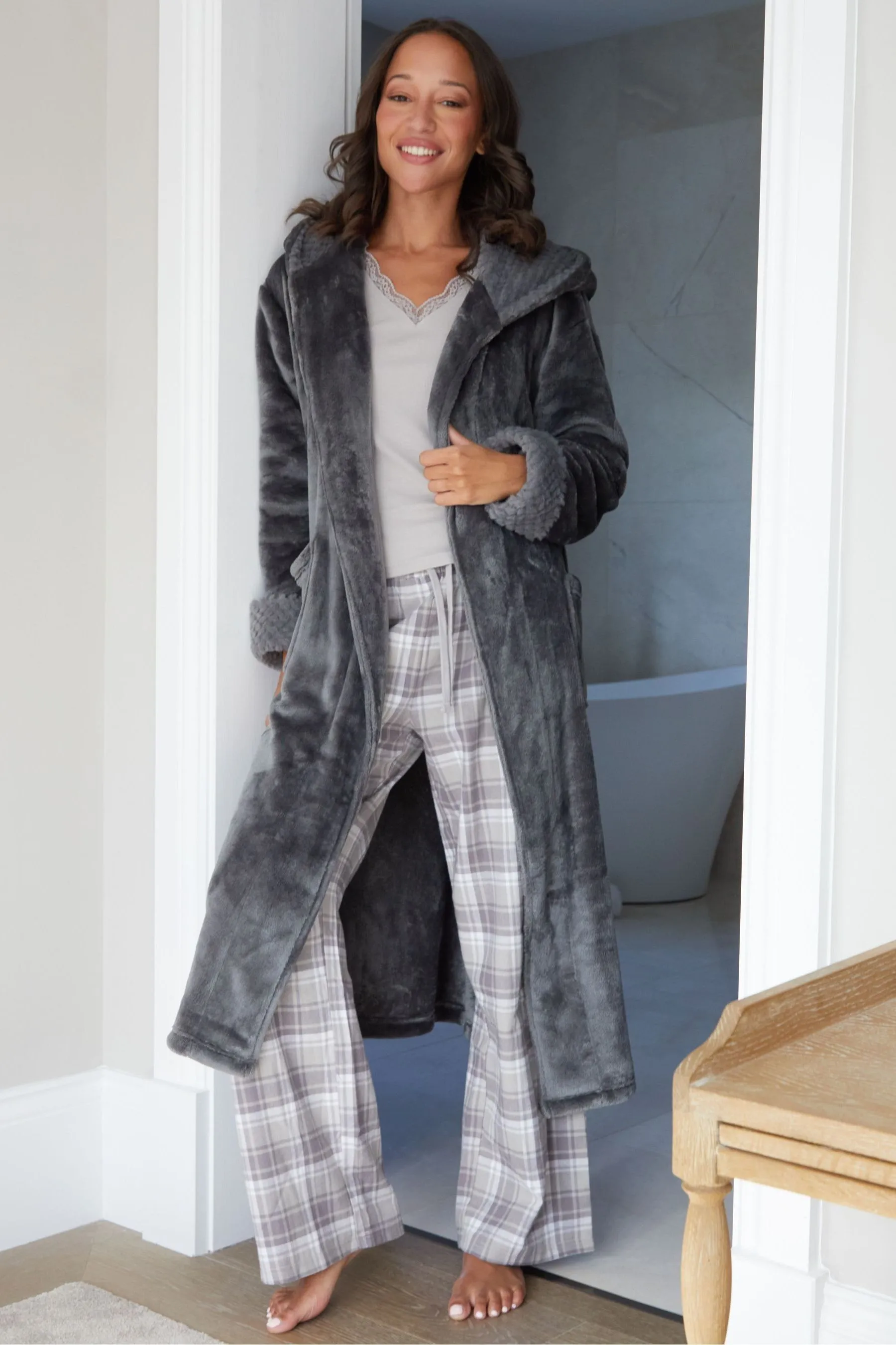 Threadbare - Vestaglia con bordo in pelliccia sintetica    